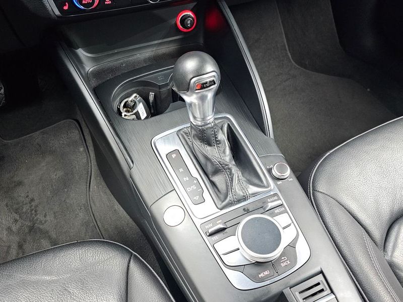 2015 Audi A3 35 TDI Dynamic 8V photo 9