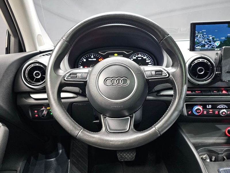 2015 Audi A3 35 TDI Dynamic 8V photo 12