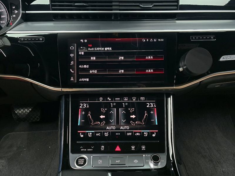 2021 Audi A8 55 TFSI Quattro LWB photo 15