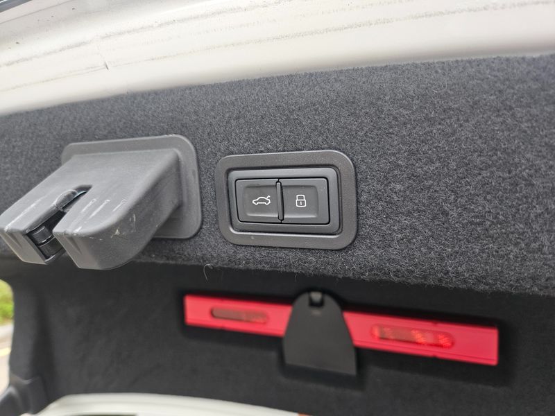 2018 Audi A6 35 TDI Premium C7 photo 18