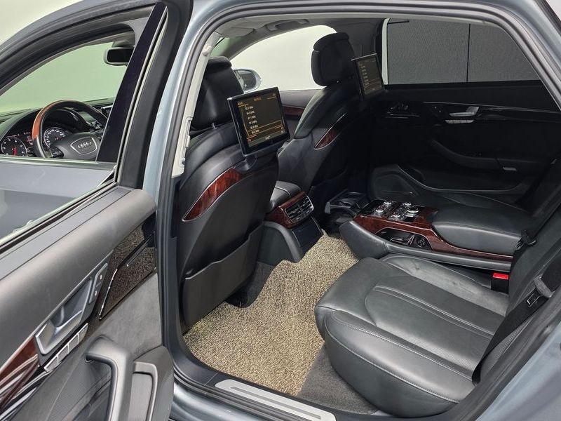 2013 Audi A8 3.0 TFSI Quattro LWB D4 photo 12