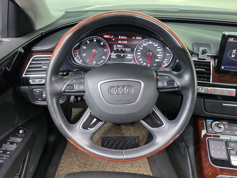 2013 Audi A8 3.0 TFSI Quattro LWB D4 photo 13