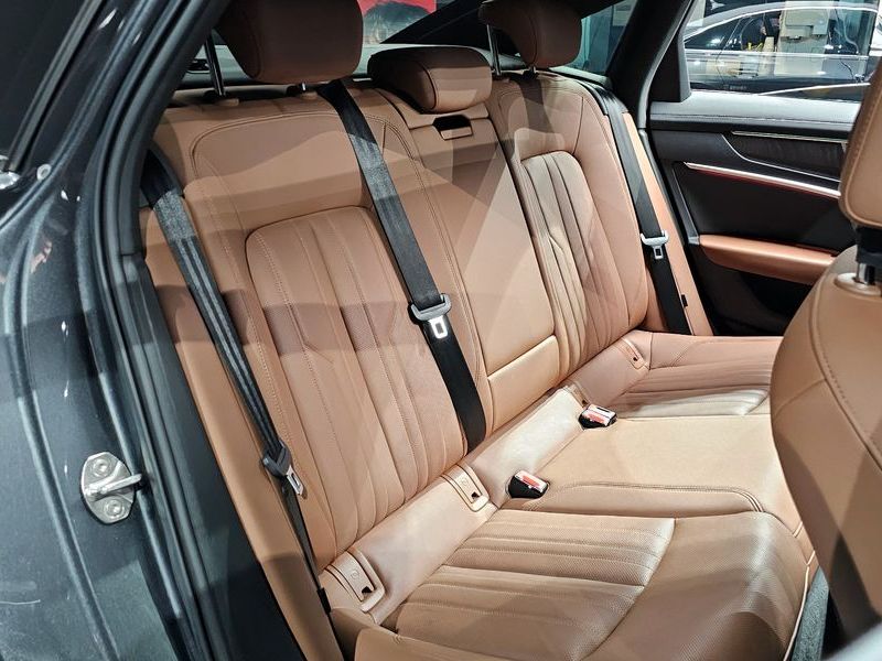 2023 Audi A6 40 TDI Premium photo 12