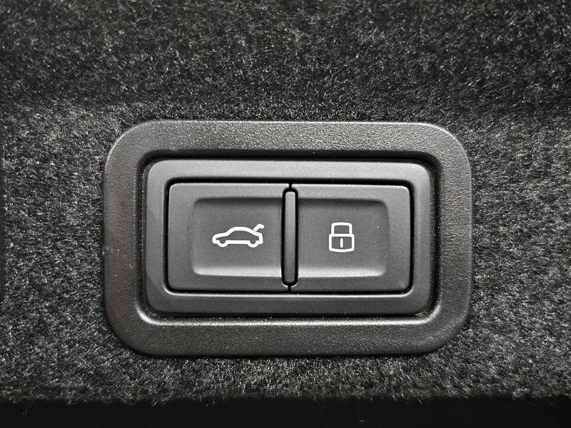 2023 Audi A6 40 TDI Premium photo 19