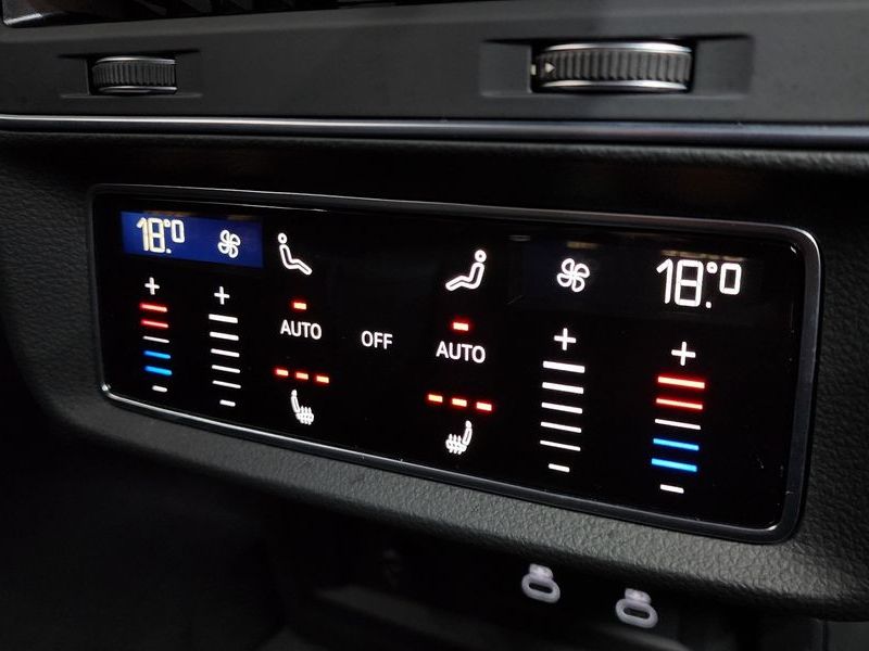 2023 Audi Q8 45 TDI Quattro Premium photo 19