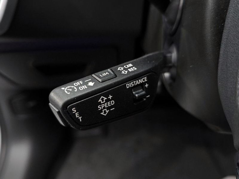 2022 Audi A6 40 TDI Premium photo 18