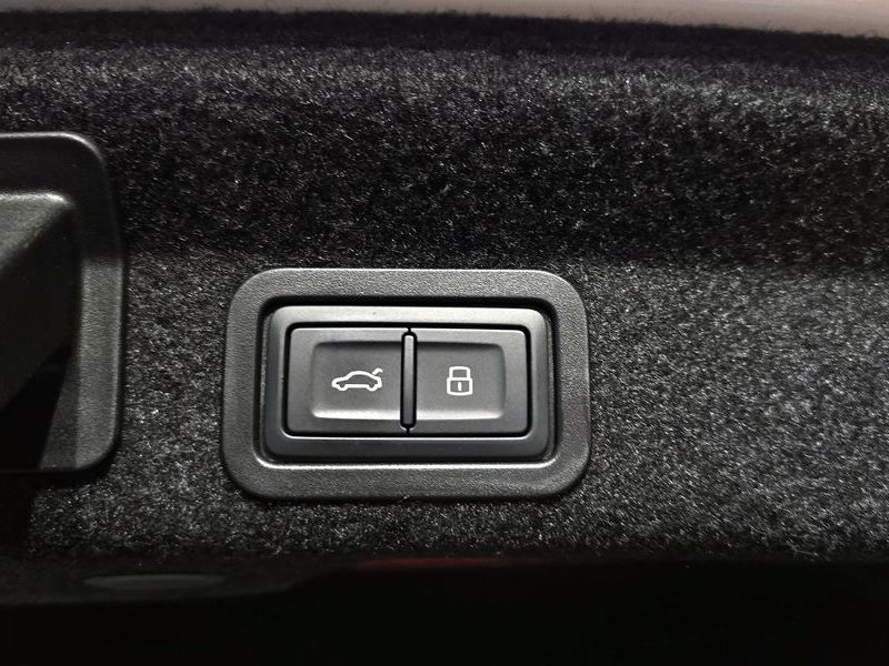 2022 Audi A6 40 TDI Premium photo 20