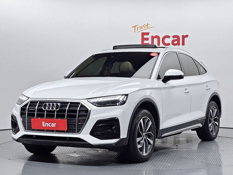 2023 Audi Q5 40 TDI Quattro Sportback photo 1