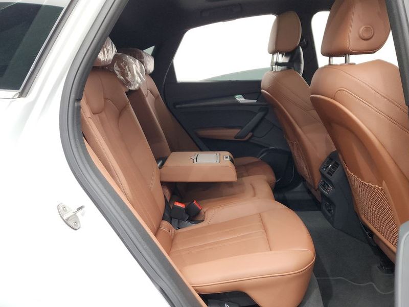 2023 Audi Q5 40 TDI Quattro Premium Sportback photo 12