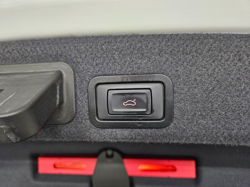 2015 Audi A6 35 TDI Dynamic C7 photo 17