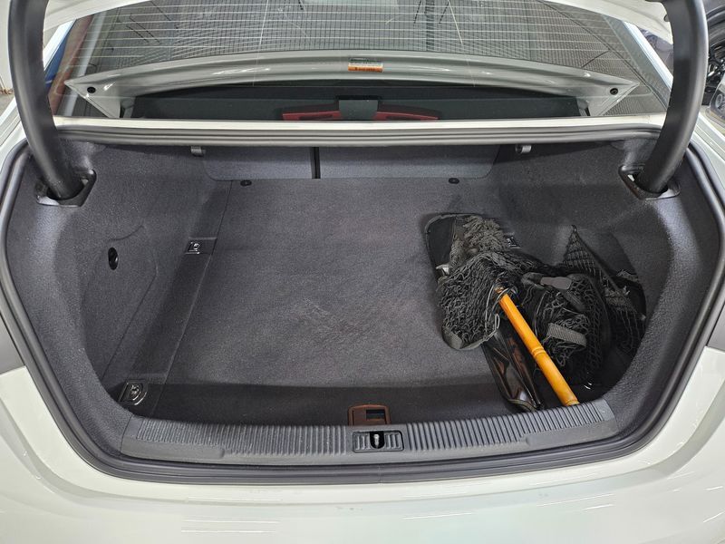 2015 Audi A6 35 TDI Dynamic C7 photo 18
