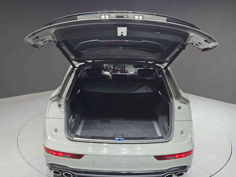 2021 Audi Q5 3.0 TFSI Quattro photo 17
