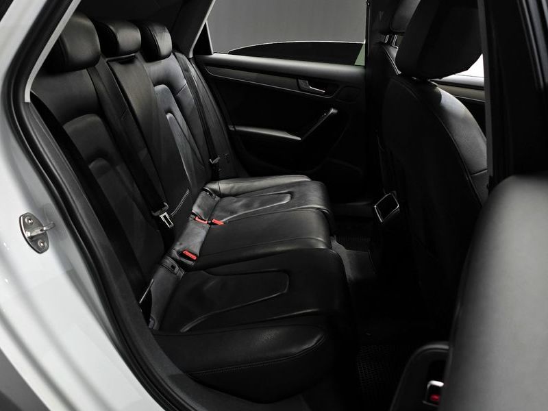 2015 Audi A4 35 TDI Quattro B8 photo 11