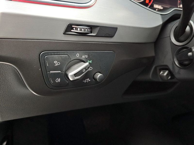2019 Audi Q7 45 TFSI Quattro photo 15