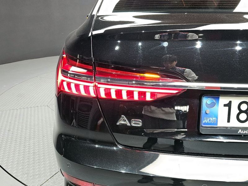 2021 Audi A6 45 TFSI Premium photo 23