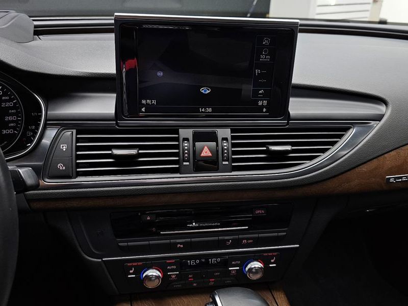 2012 Audi A7 3.0 TFSI Quattro Dynamic 4G photo 13