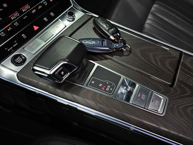 2022 Audi A6 45 TFSI Quattro Premium photo 9