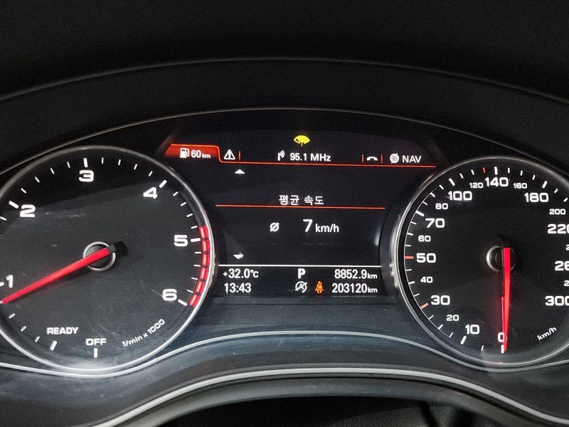 2016 Audi A6 40 TDI Quattro Premium C7 photo 8