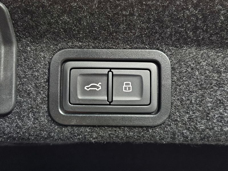 2021 Audi A6 40 TDI Premium photo 19