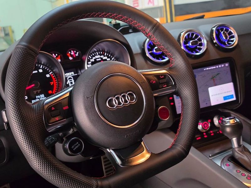2014 Audi New TT Coupe 2.0 TFSI Quattro 8J photo 17