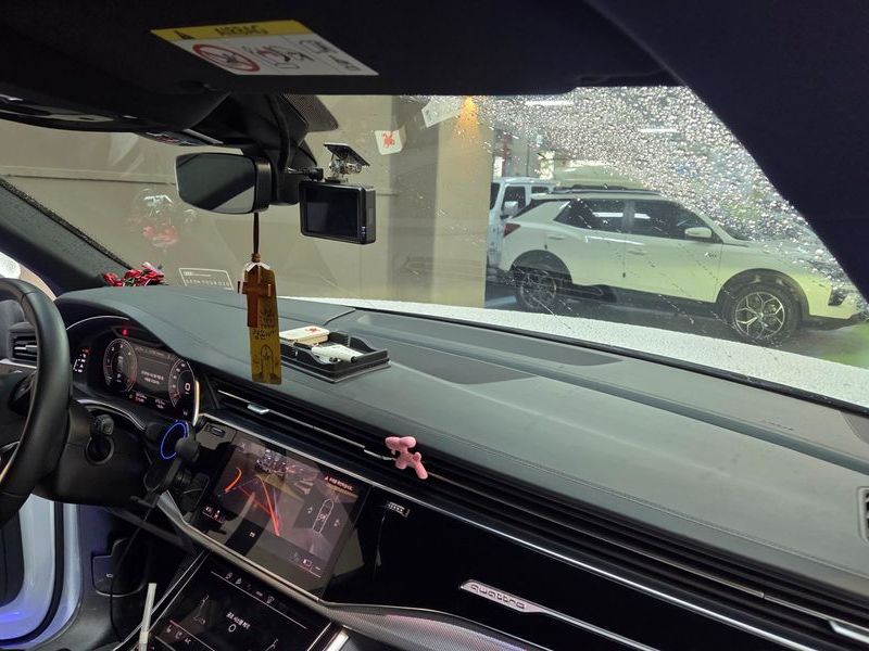 2021 Audi Q8 45 TDI Quattro Premium photo 12