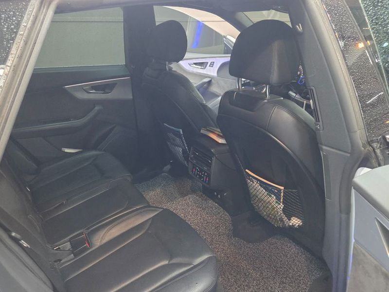 2021 Audi Q8 45 TDI Quattro Premium photo 13