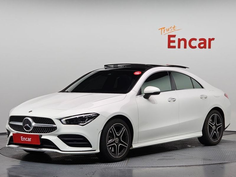 2021 Mercedes-Benz A-Class CLA250 4MATIC photo 1
