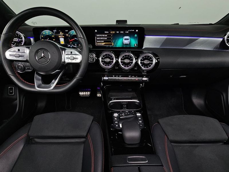 2021 Mercedes-Benz A-Class CLA250 4MATIC photo 7