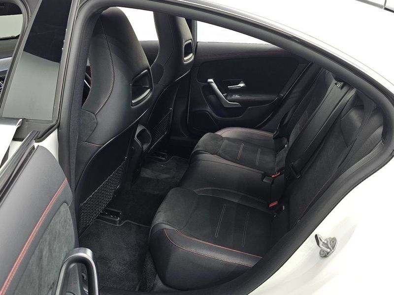 2021 Mercedes-Benz A-Class CLA250 4MATIC photo 26
