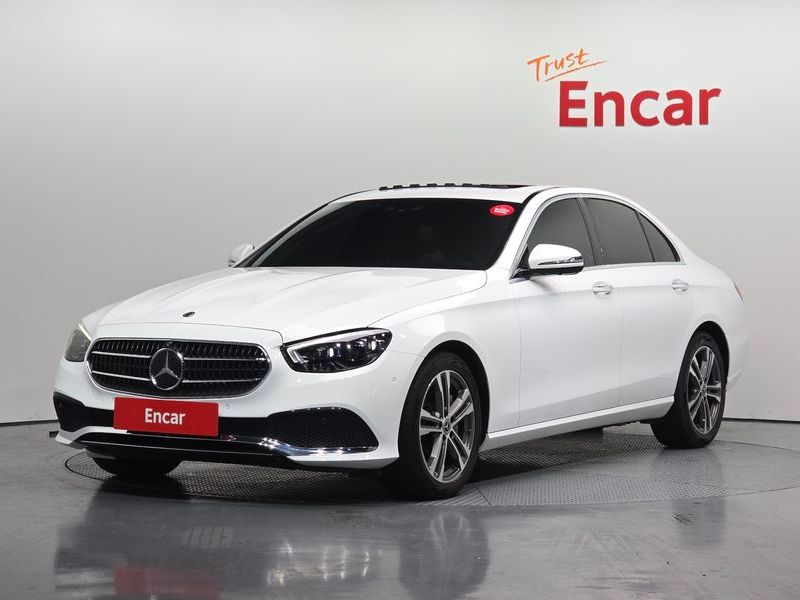2021 Mercedes-Benz E-Class E350 4MATIC Avantgarde photo 1