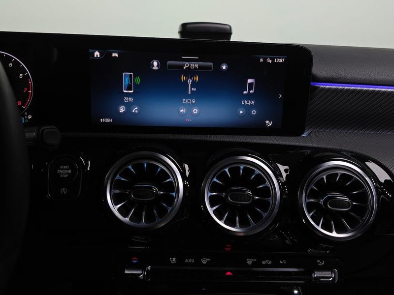 2024 Mercedes-Benz A-Class A220 Sedan photo 14