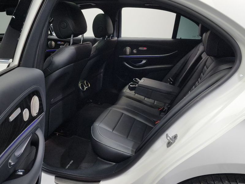 2023 Mercedes-Benz E-Class E220d 4MATIC AMG Line photo 11