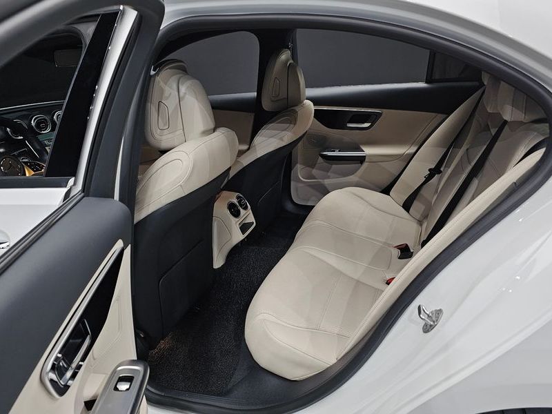 2023 Mercedes-Benz C-Class C300 4MATIC Avantgarde photo 12