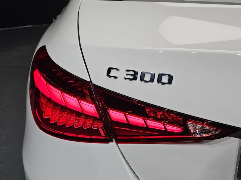 2023 Mercedes-Benz C-Class C300 4MATIC Avantgarde photo 23