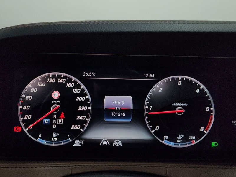 2020 Mercedes-Benz S-Class S350 d 4MATIC AMG Line photo 8