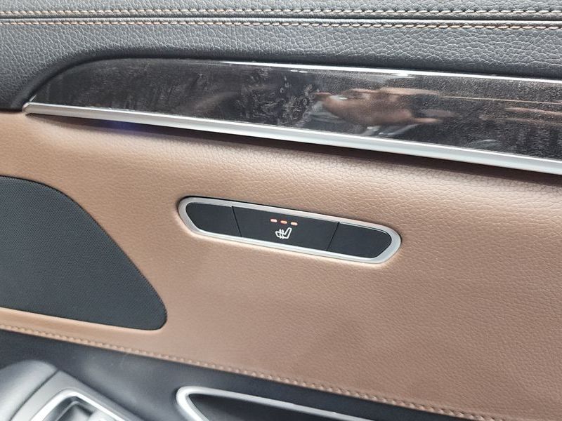 2020 Mercedes-Benz S-Class S350 d 4MATIC AMG Line photo 20