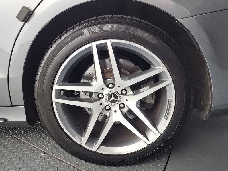 2020 Mercedes-Benz S-Class S350 d 4MATIC AMG Line photo 21