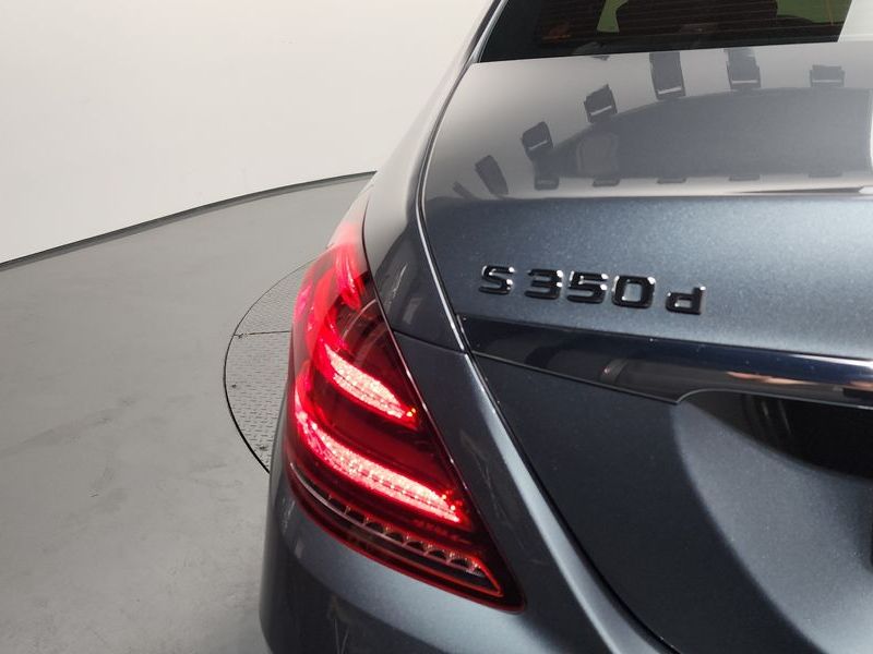 2020 Mercedes-Benz S-Class S350 d 4MATIC AMG Line photo 23