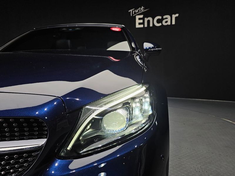 2021 Mercedes-Benz C-Class C200 Cabriolet photo 22