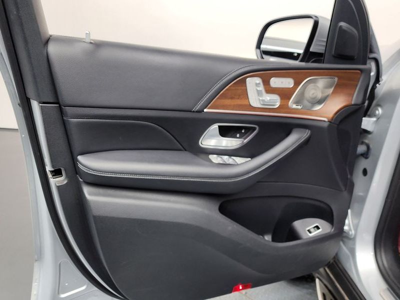 2021 Mercedes-Benz S-Class GLS400d 4MATIC photo 24