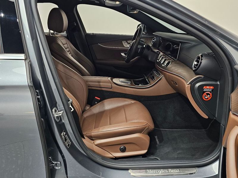 2023 Mercedes-Benz E-Class E250 Exclusive photo 26
