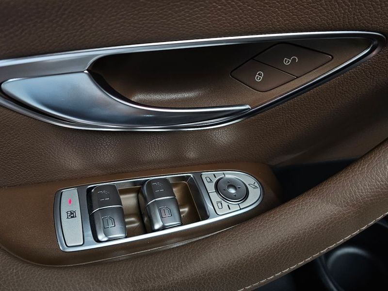 2023 Mercedes-Benz E-Class E250 Exclusive photo 29
