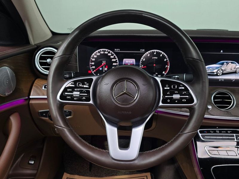 2020 Mercedes-Benz E-Class E300 4MATIC Exclusive photo 14