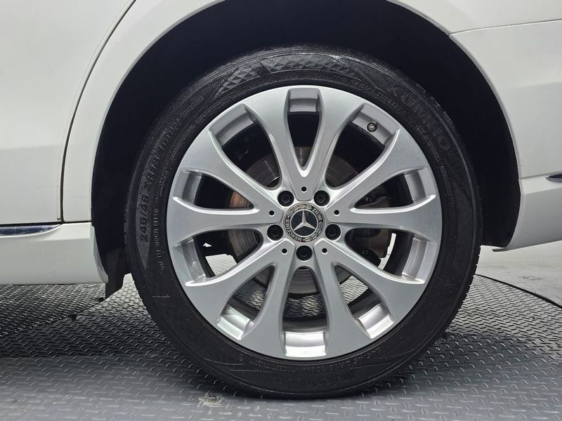 2020 Mercedes-Benz E-Class E300 4MATIC Exclusive photo 22
