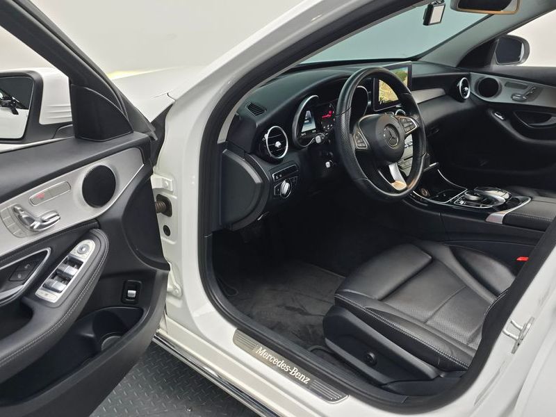 2016 Mercedes-Benz C-Class C220 d Avantgarde photo 10