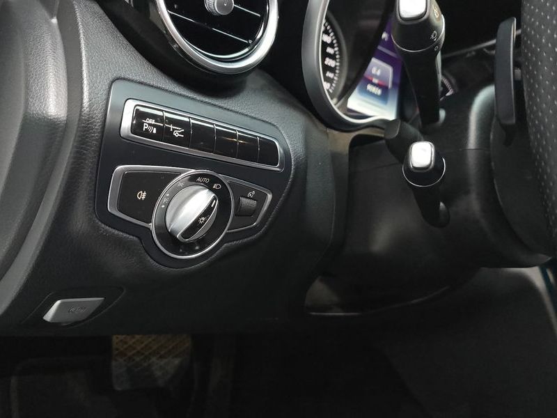 2016 Mercedes-Benz C-Class C220 d Avantgarde photo 18