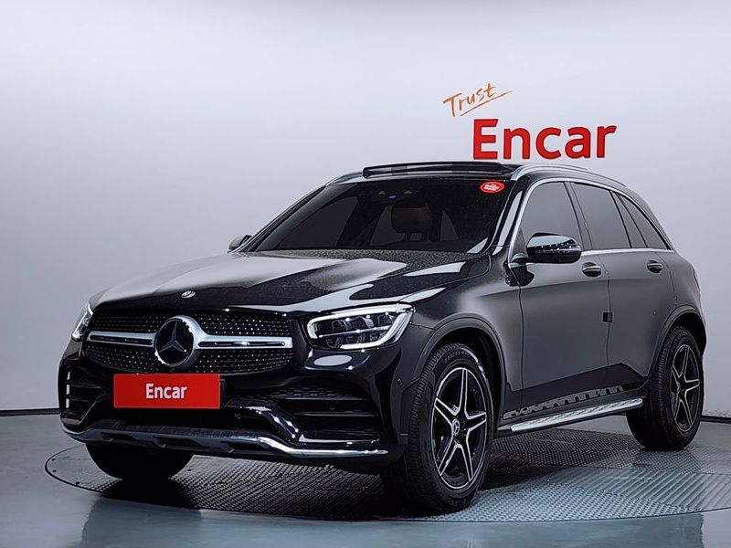2022 Mercedes-Benz C-Class GLC300 4MATIC photo 1