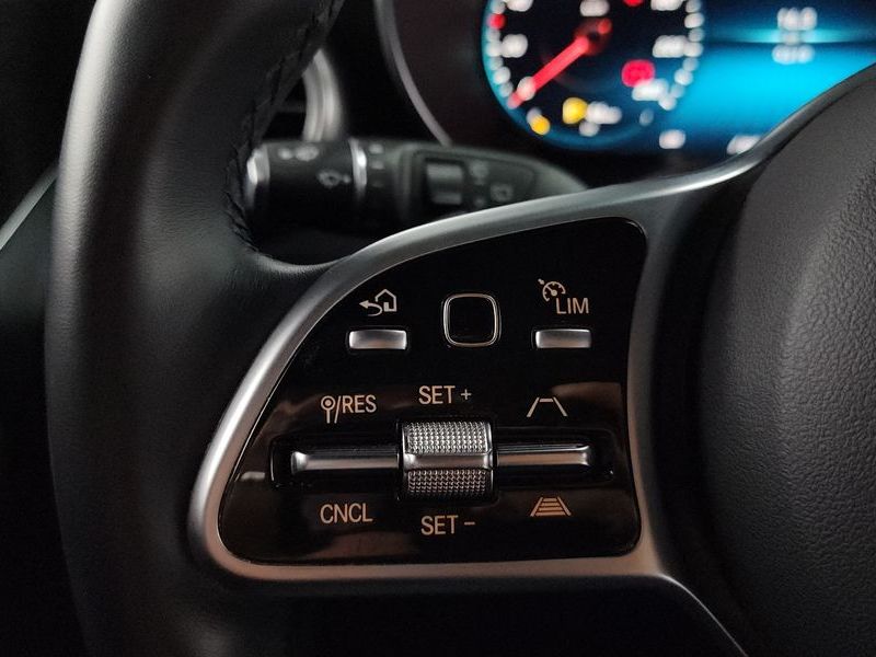 2022 Mercedes-Benz C-Class GLC300 4MATIC photo 17