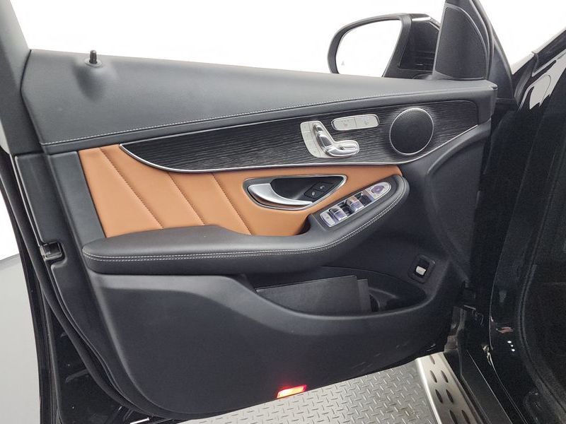 2022 Mercedes-Benz C-Class GLC300 4MATIC photo 24