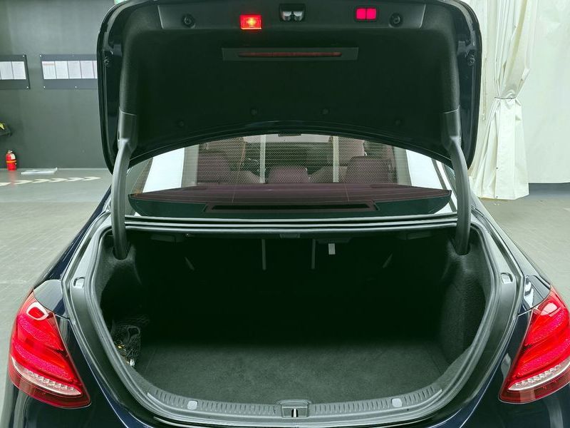2017 Mercedes-Benz E-Class E400 4MATIC Exclusive photo 20